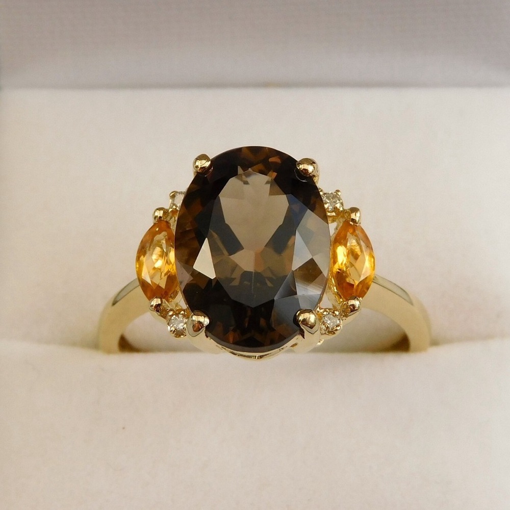 Elegant 9ct Gold and Smoky Brown Quartz Statement Ring